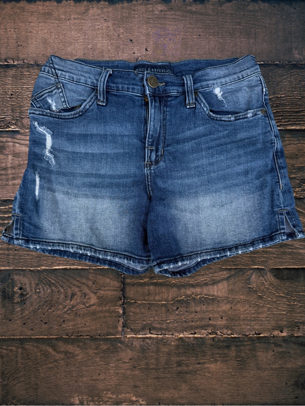 Rock & Republic Womens Denim Shorts Size 6 Mid Rise Distressed Medium Wash Slit